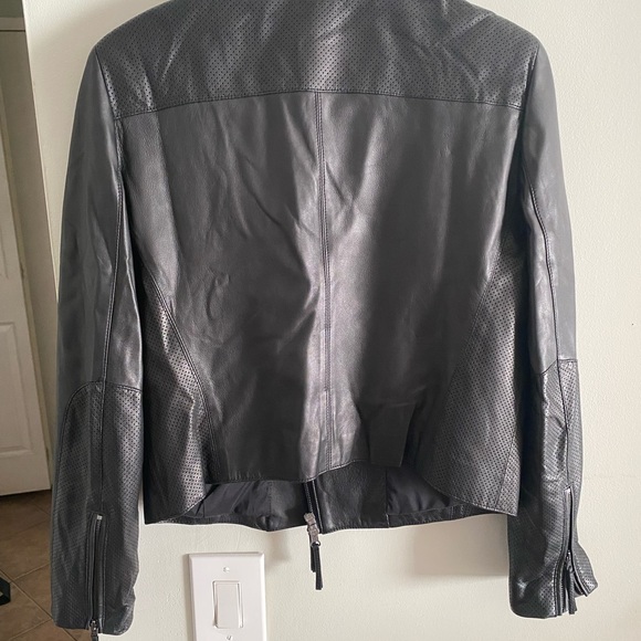 Leather jacket - Picture 6 of 6